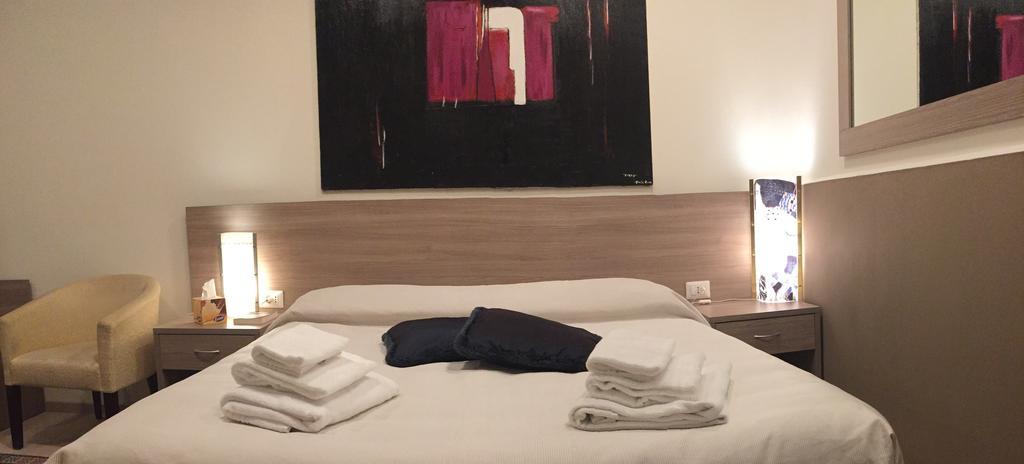 B&B Le Vibrazioni Rom Exteriör bild